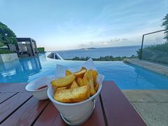 -瑰丽酒店·海吧·天际下午茶·现场DJ·天台酒吧
