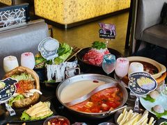 -捞王锅物料理(上海世茂广场店)