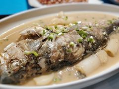 -臻鲜燕海鲜融合餐厅(金陵style店)