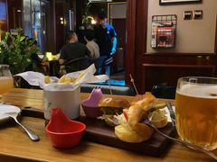 -麦落精酿啤酒餐吧(先农大院店)