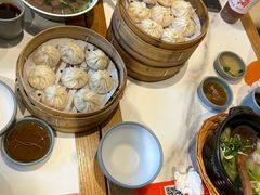 -馋三尺蟹粉小笼(人民广场店)