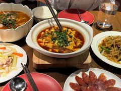 -肆海小川菜酒馆Wine Bistro (青年路店)