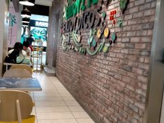 用餐区-德克士(崂山百货店)