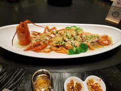 -忆江南·临江鱼馆