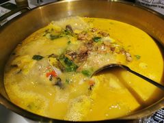 美蛙鱼头王-俏湘私房菜(国贸店)