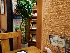 -云海肴·汽锅鸡·云南菜(天山百盛优客店)