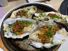 乳山生蚝-船梆煮•蒸汽海鲜·炉火烤肉(五四广场店)