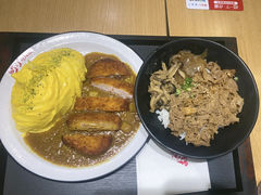 -町门烤肉拌饭专门店(新天地店)