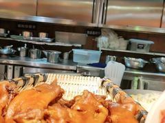 -野山舂·贵州现舂酸汤火锅(鸿通城店)