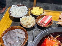 -正南齊北重庆老火锅(光华村直营店)