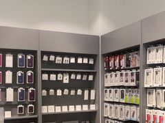 -Apple授权专营店(宝山万达店)