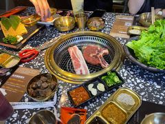 -黑牛の場烤肉(摩天活力城店)