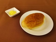 黄油面包-红房子西菜馆(淮海中路店)