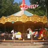 90元去带有白马的游乐园玩吧