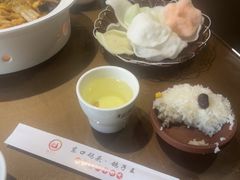 -东口码头·烧鸽子·鱼头泡饼·地方菜(金鹰悦城店)
