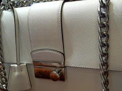 -革瑞斯奢侈品包包护理专家(丹尼斯大卫城店)