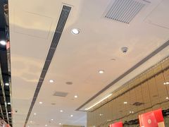 -VENCHI 闻绮(北京国贸商城店)