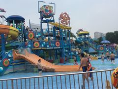 -欢乐水魔方水世界