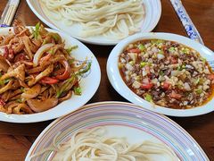-歹歹的加个面过油肉拌面
