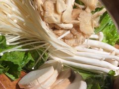 -捞王锅物料理(上海世茂广场店)
