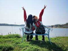 -梁子湖东篱老屋生态庄园