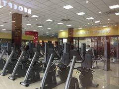 -曹路体育中心