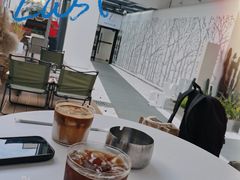 -YEEGIN COFFEE也径咖啡