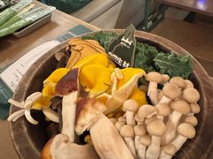 -三出山火锅(南京万象天地店)