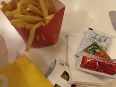 -麦当劳(新华路步步高店)