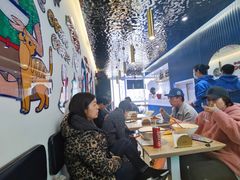 大堂-壹粉屋新疆炒米粉(建外SOHO东区店)
