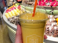 新奇士鲜橙汁-每日新鲜水果吧(黄浦来福士店)