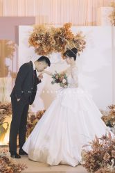 -愫·婚纱礼服馆(河东店)
