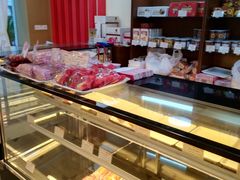 -红宝石·鲜奶小方·海派西点房(南丹店)
