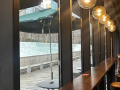 -星巴克(西藏路店)