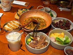 -SHAN山(前滩太古里店)