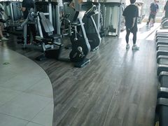 -W Fitness 威尔仕健身(北京英皇集团中心店)