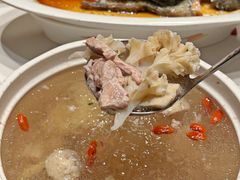 -鑫悦楼煎蟹·16年海鲜大排档