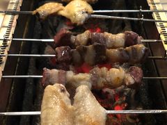 鸡中翅-長壹旋转烤吧 农家鸡火锅