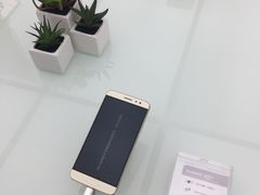 -华为授权体验店(万航渡路)