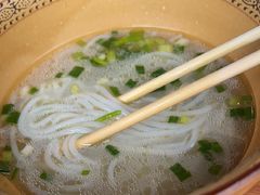 -正宗李家土鸡米线店