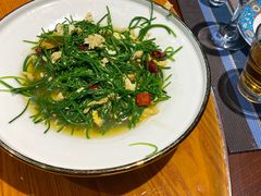 -乡村馕坑肉·烧烤·新疆菜·本地人更爱吃(阿勒泰首店)