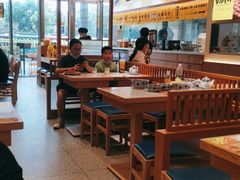 大堂-陳香貴·蘭州牛肉面(松江亚繁亚乐城店)