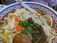 -鑫花溪牛肉米粉(人民广场店)