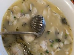 -严记小天府酸菜鱼(西四路店)