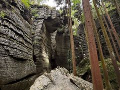 -梭布垭石林景区