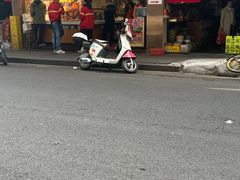 -西华美食•老广烧腊(百灵路店)