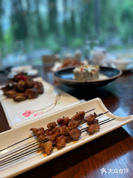 沙力海(北大街店)生烤羊肉串图片