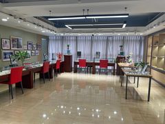 -茂昌眼镜验配中心