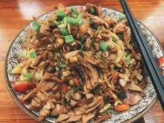 香肠鸡肠炒面-跃跃鸡肠面(人民北路店)