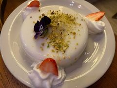 黎巴嫩特色布丁-ELI FALAFEL Lebanese&Mediterranean黎巴嫩美食(富城路店)